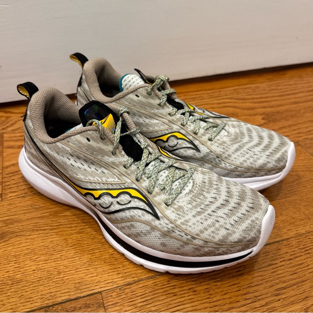 Saucony Kinvara 13 Women's 7.5 Grey Teal Yellow Running Shoes Sneakers S10723-35
